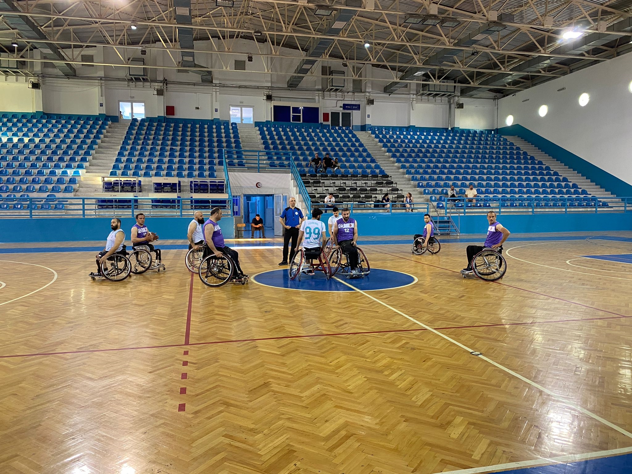 ENGELSİZLER ORDUSU SÜPER LİG AŞKINA